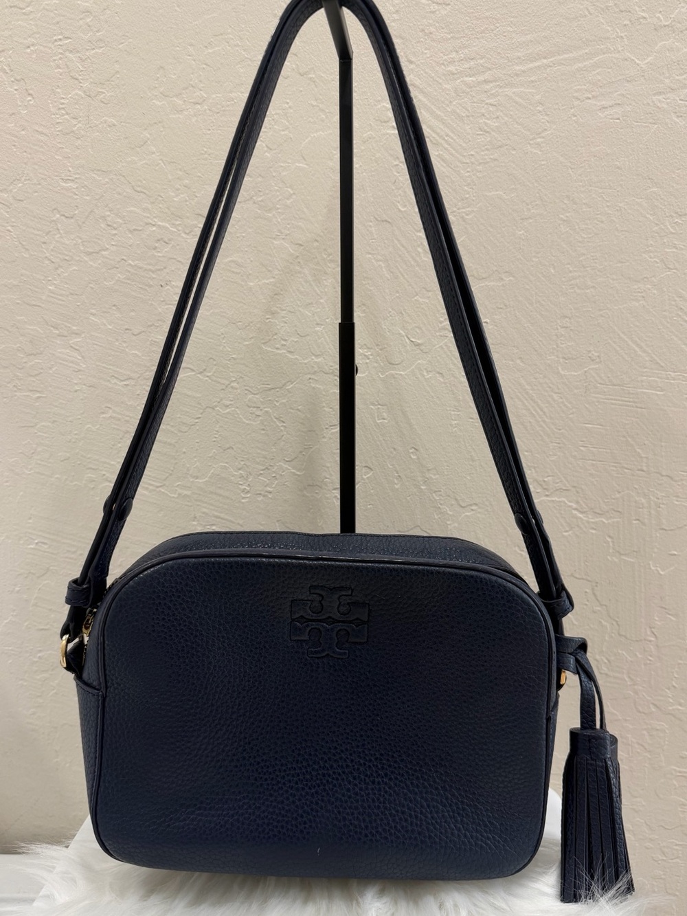 Tory Burch Thea leather camera bag